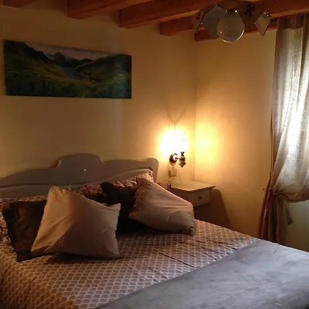 Κατάλυμα σε φάρμα Alpe Di Sara